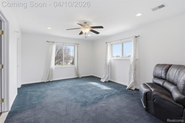 37886 Sunnybrook Street, Harrison Charter Township, MI 48045