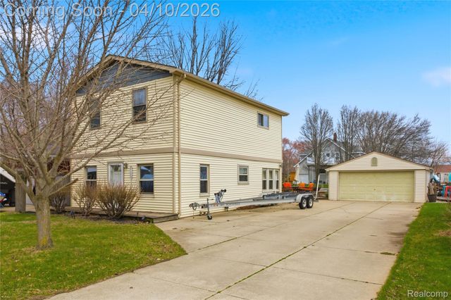 37886 Sunnybrook Street, Harrison Charter Township, MI 48045