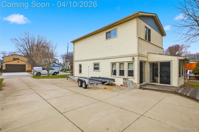 37886 Sunnybrook Street, Harrison Charter Township, MI 48045