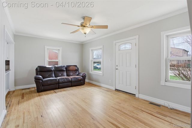 37886 Sunnybrook Street, Harrison Charter Township, MI 48045