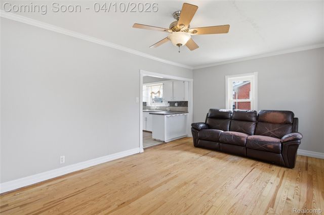 37886 Sunnybrook Street, Harrison Charter Township, MI 48045