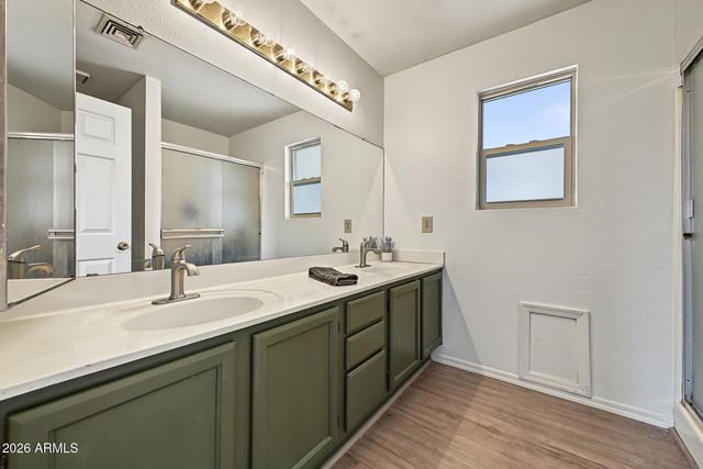 4111 E DOVER Street E, Mesa, AZ 85205
