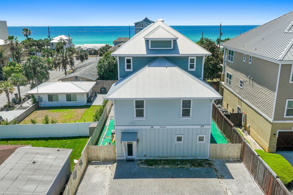 22005 Belgrade Avenue, Panama City Beach, FL 32413