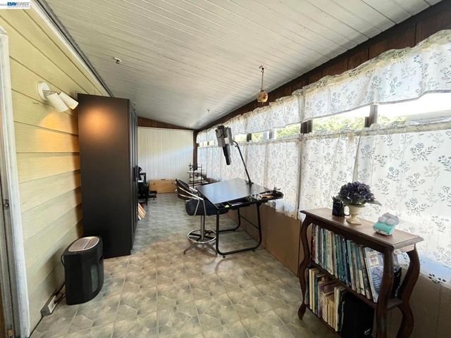 2698 Pueblo Creek, Hayward, CA 94545