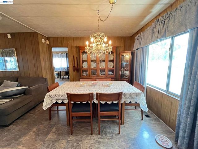 2698 Pueblo Creek, Hayward, CA 94545