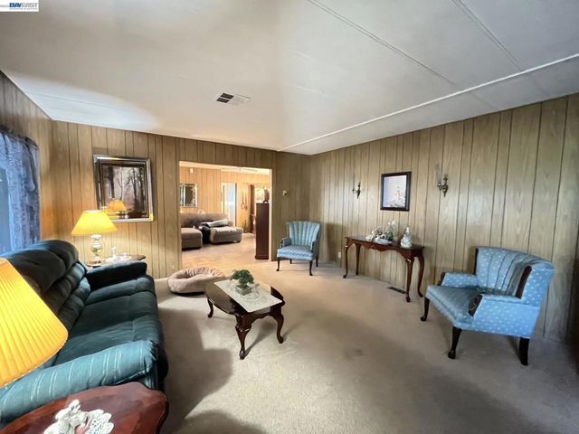 2698 Pueblo Creek, Hayward, CA 94545