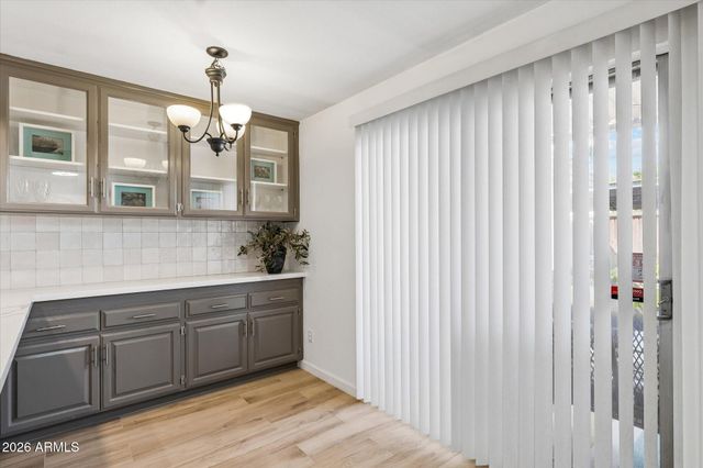 8135 N Central Avenue Avenue 4, Phoenix, AZ 85020