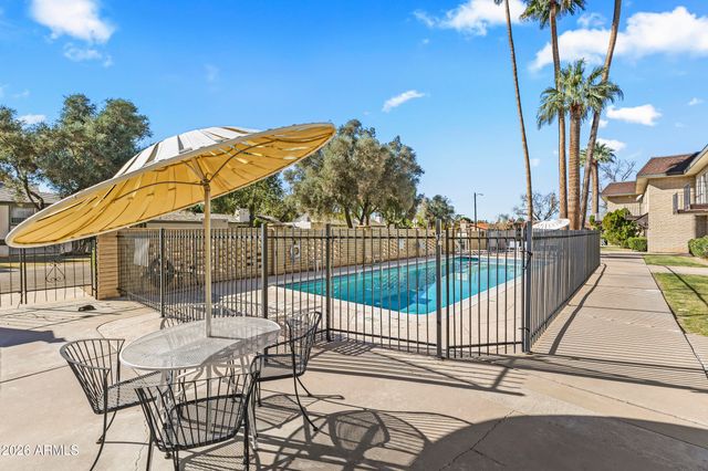 8135 N Central Avenue Avenue 4, Phoenix, AZ 85020