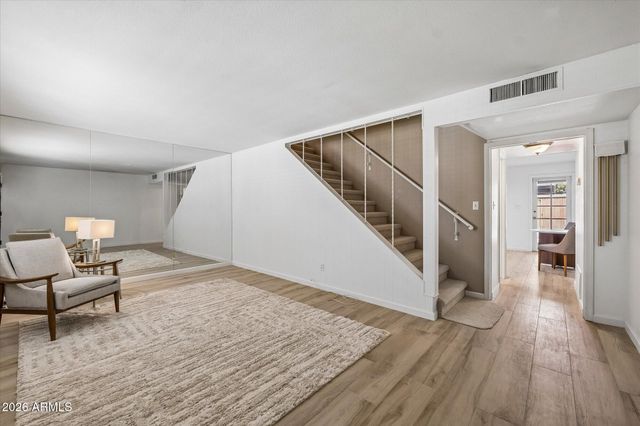 8135 N Central Avenue Avenue 4, Phoenix, AZ 85020