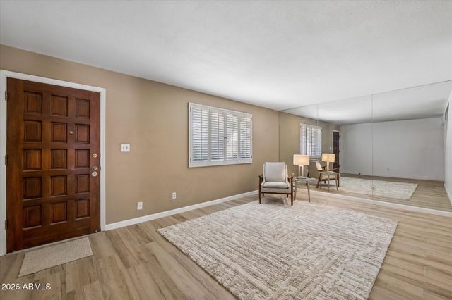 8135 N Central Avenue Avenue 4, Phoenix, AZ 85020