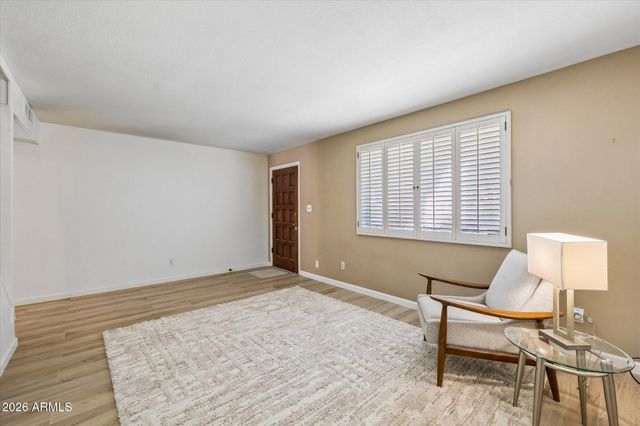 8135 N Central Avenue Avenue 4, Phoenix, AZ 85020