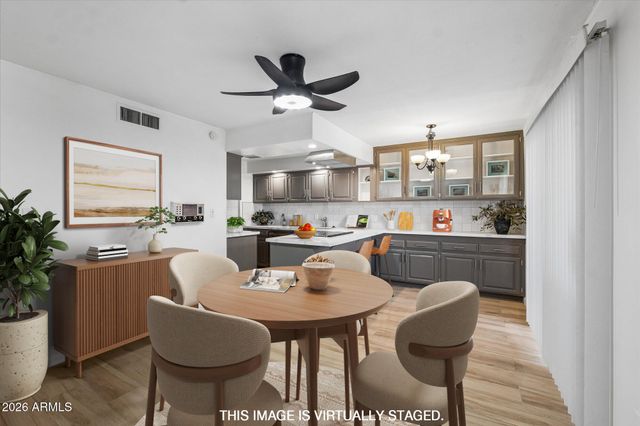 8135 N Central Avenue Avenue 4, Phoenix, AZ 85020