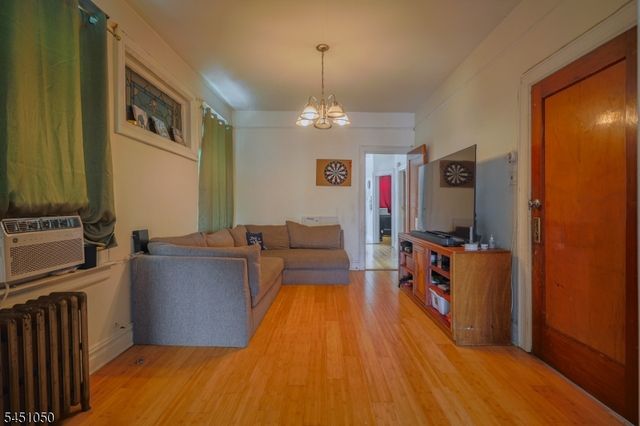 266 Columbia Ave, Jersey City, NJ 07307