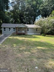 561 Knollwood Drive, Stockbridge, GA 30281