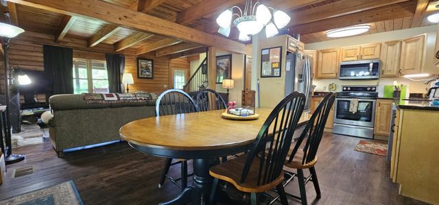 200 Peachtree Lane, Tellico Plains, TN 37385