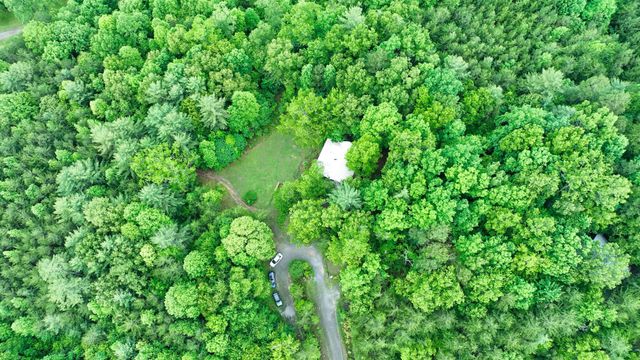 200 Peachtree Lane, Tellico Plains, TN 37385