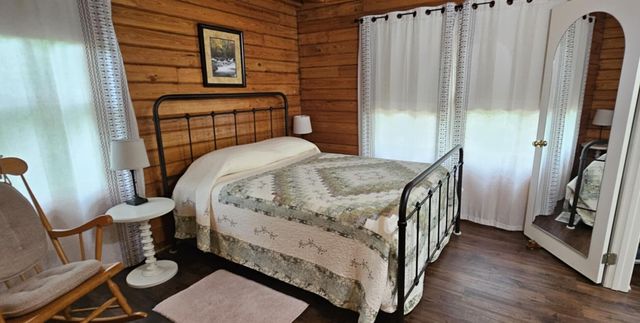 200 Peachtree Lane, Tellico Plains, TN 37385