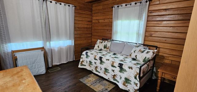 200 Peachtree Lane, Tellico Plains, TN 37385