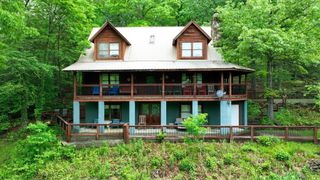 200 Peachtree Lane, Tellico Plains, TN 37385