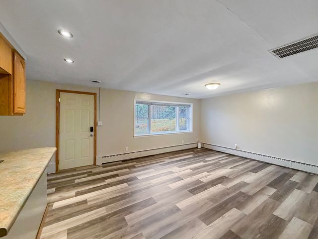 108 E South Street, Freeport, IL 61032