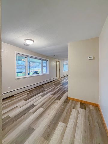 108 E South Street, Freeport, IL 61032