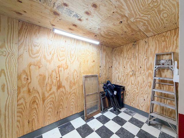 108 E South Street, Freeport, IL 61032