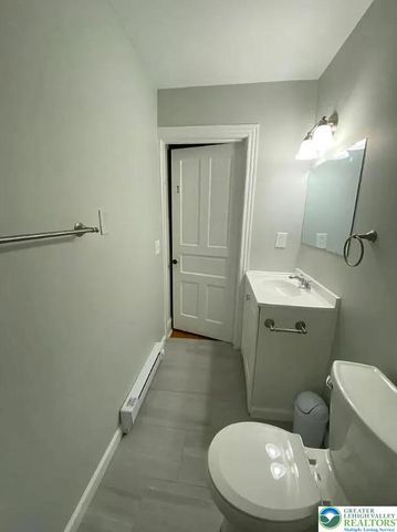 528 Selfridge Street, Bethlehem City, PA 18015