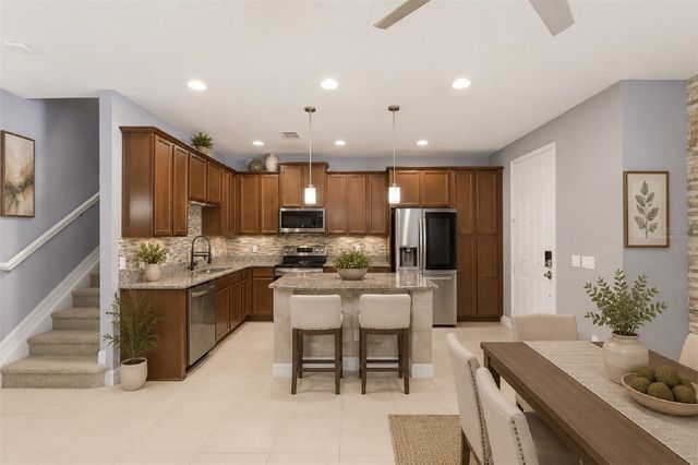 10016 EAGLE CREEK CENTER BOULEVARD, Orlando, FL 32832