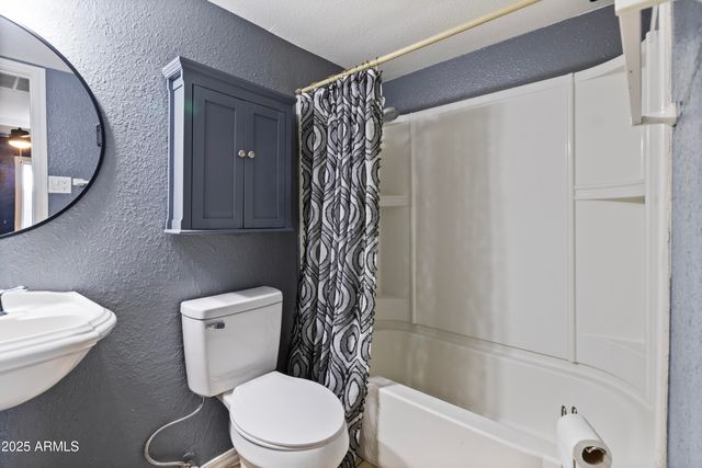 13810 N 48TH Avenue, Glendale, AZ 85306