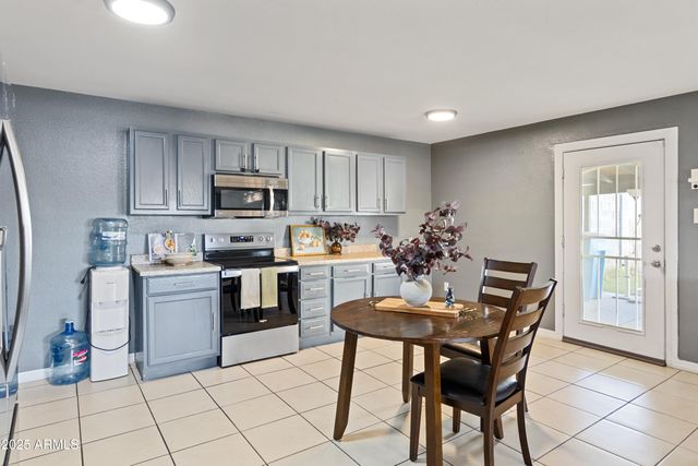 13810 N 48TH Avenue, Glendale, AZ 85306