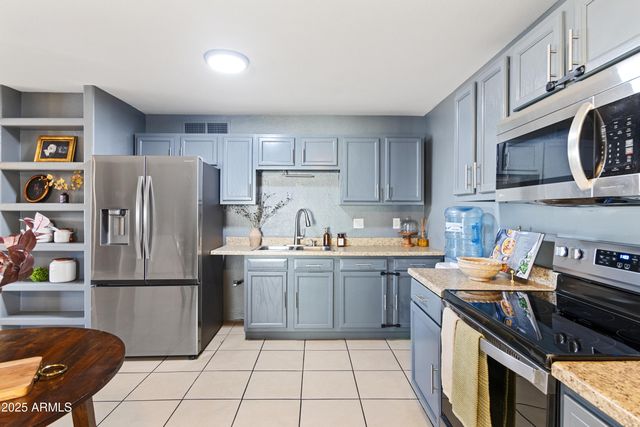 13810 N 48TH Avenue, Glendale, AZ 85306