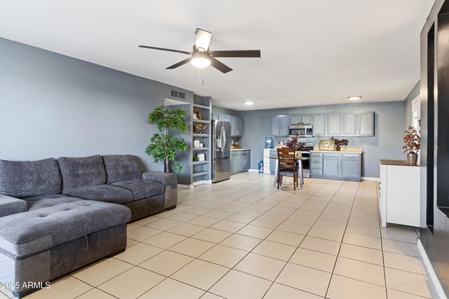 13810 N 48TH Avenue, Glendale, AZ 85306