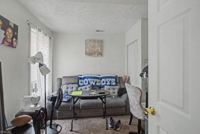 822 31st ST, Newport News, VA 23607