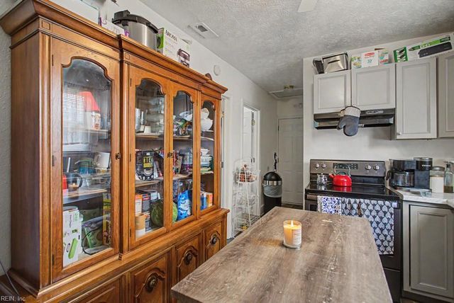 822 31st ST, Newport News, VA 23607