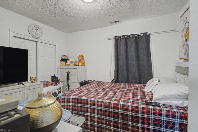 822 31st ST, Newport News, VA 23607