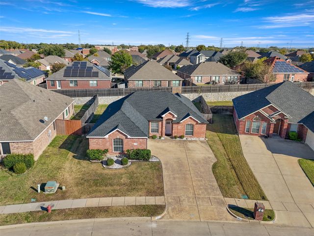 1644 Ridgemar Drive, Grand Prairie, TX 75051