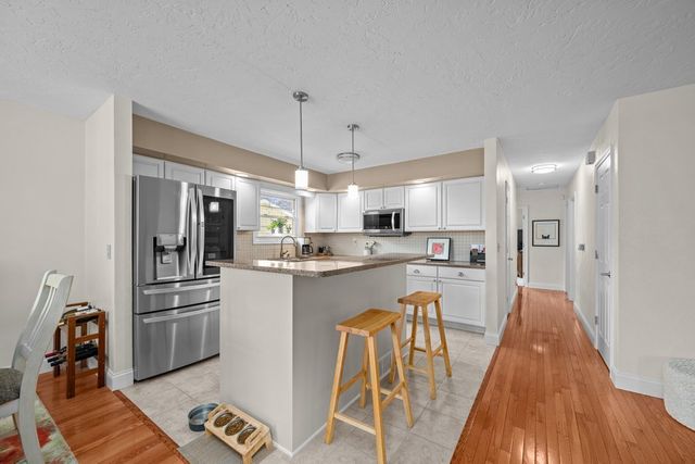 4688 5th Street, East Moline, IL 61244