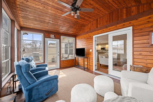 4688 5th Street, East Moline, IL 61244