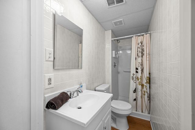 4688 5th Street, East Moline, IL 61244