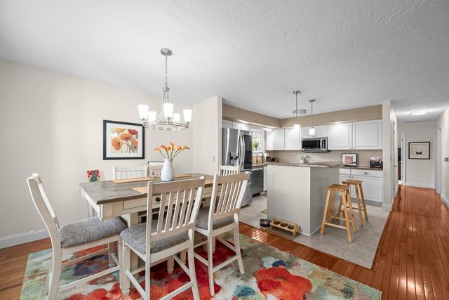 4688 5th Street, East Moline, IL 61244