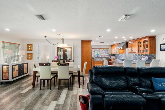 201 Pimilico Lane, Key Largo, FL 33037