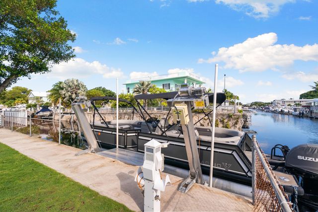 201 Pimilico Lane, Key Largo, FL 33037