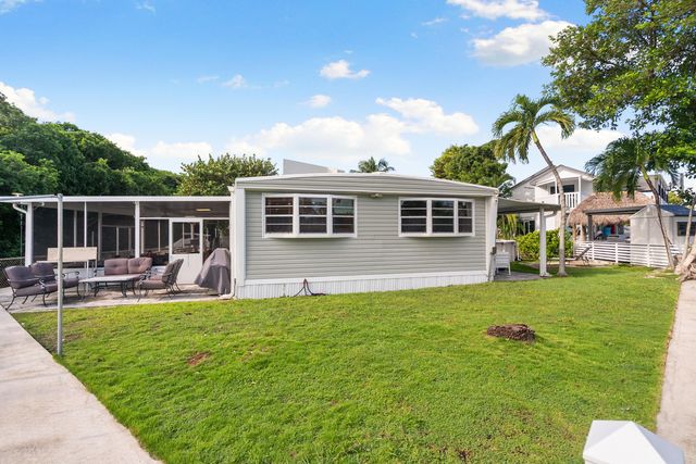 201 Pimilico Lane, Key Largo, FL 33037
