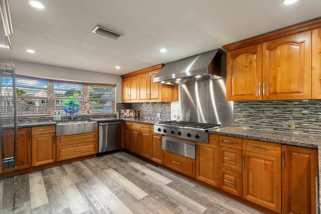 201 Pimilico Lane, Key Largo, FL 33037