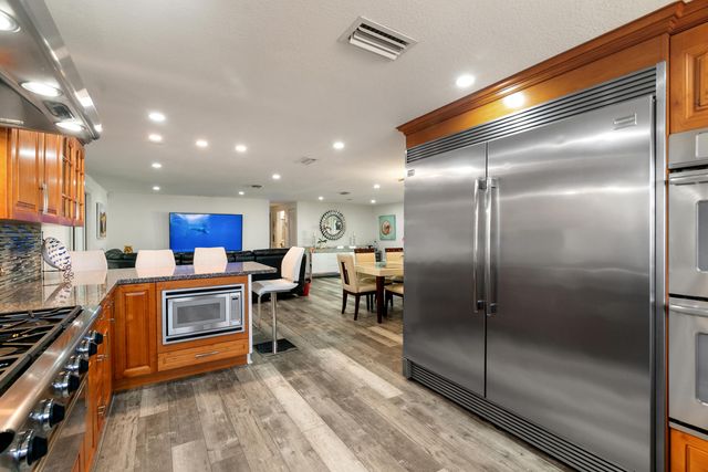 201 Pimilico Lane, Key Largo, FL 33037