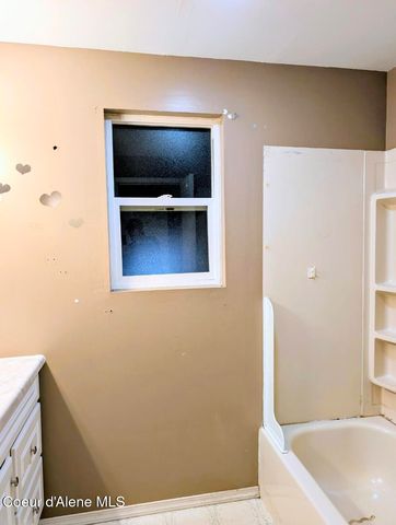 6873 Hill Side Aly, Bonners Ferry, ID 83805