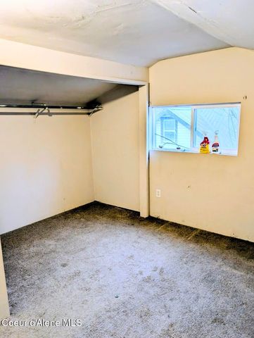 6873 Hill Side Aly, Bonners Ferry, ID 83805