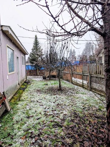 6873 Hill Side Aly, Bonners Ferry, ID 83805