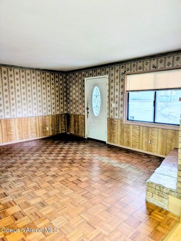 6873 Hill Side Aly, Bonners Ferry, ID 83805