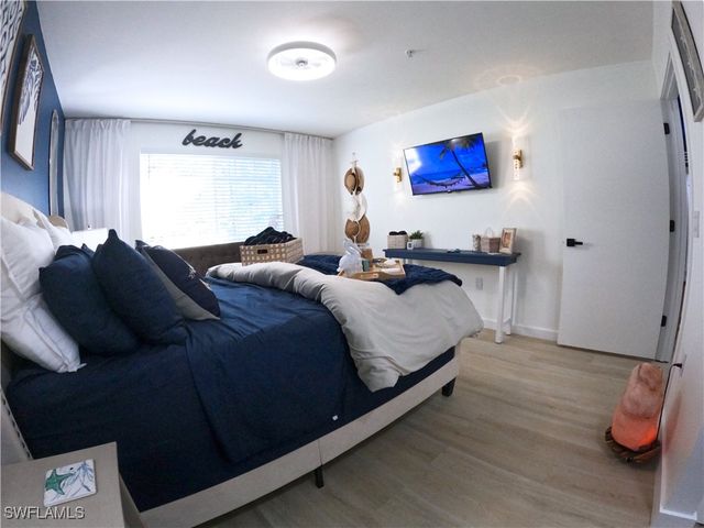 1160 Wildwood Lakes BLVD 304, Naples, FL 34104